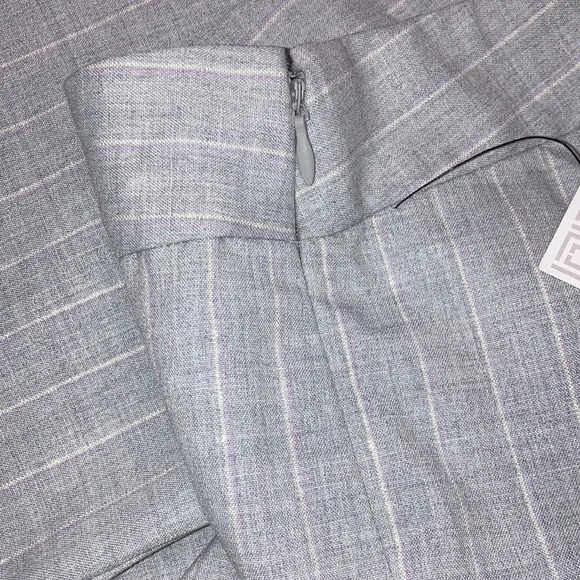 Liz Claiborne Emma Classic Ankle Pants  Size 18 - Picture 9 of 11